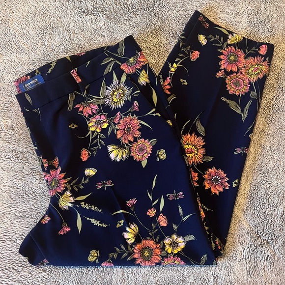 Worn once! Harper pants ON in rare 20 tall floral print - Picture 2 of 6